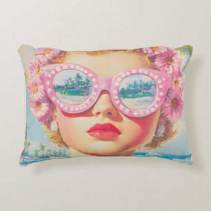 Retro Beach Girl mit Blumenbrille Dekokissen