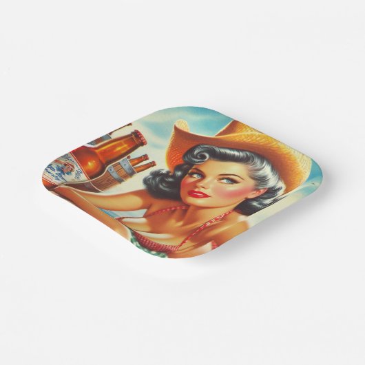 Retro Beer Country Girl Pappteller (Gewinkelt)