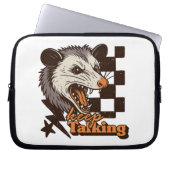 Retro Behalt Talking Feral Possum: Angry Wild Anim Laptopschutzhülle (Vorderseite)