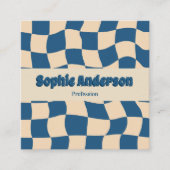 Retro Beige & Blue Wavy Checkerboard with QR Code  Quadratische Visitenkarte (Vorderseite)