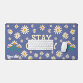 Retro Beige Daisies Bleibe Groovy Blue Script Name Schreibtischunterlage (Tastatur & Maus)