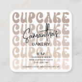 Retro Beige trendy Logo Cupcakes Betreuungsanleitu Quadratische Visitenkarte (Vorderseite)