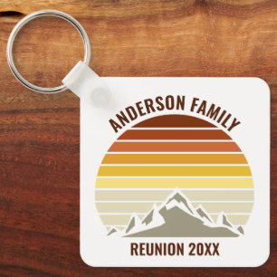 Retro-Berg-Sonnenuntergang Personalisiert Schlüsselanhänger
