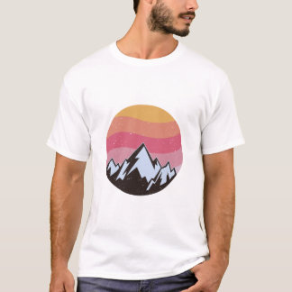 Retro-Berg-Sonnenuntergangs-Landschaft-Vintage-T-S T-Shirt