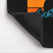 Retro-Bergsilhouette Mousepad (Ecke)