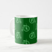 Retro Bicycle Pattern in Green Tones Kaffeetasse (Vorderseite Links)