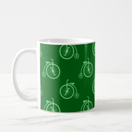 Retro Bicycle Pattern in Green Tones Kaffeetasse (Links)