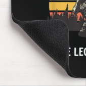 Retro Bigfoot Be Legendary Motivational  Mousepad (Ecke)