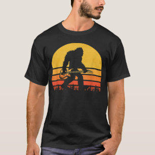 Retro Bigfoot Gitarre, Vintag Sasquatch Rocker T-Shirt