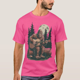 Retro Bigfoot Gitarrist Sasquatch Playing Acoustic T-Shirt