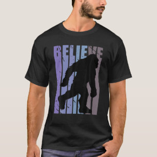 Retro Bigfoot Glauben Yeti Lila Bigfoot Vintag T-Shirt