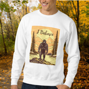 Retro Bigfoot Vintag Sasquatch Mountains Sweatshirt