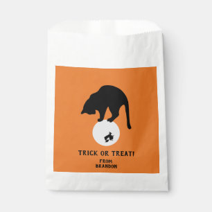 Retro Black Cat auf dem MondHalloween Geschenktütchen