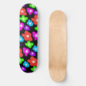 Retro Black Rainbow Stolz Blume Muster Skateboard (Vorderseite)