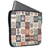 Retro Blau, weiß und orange Azulejos Pattern Lisb Laptopschutzhülle (Vorne Rechts)