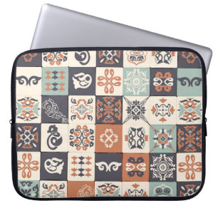 Retro Blau, weiß und orange Azulejos Pattern Lisb Laptopschutzhülle