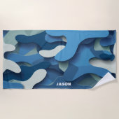 Retro Blue Camouflage Waves Modernes Monogramm Strandtuch (Vorderseite)