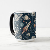 Retro Blue Galaxy Exploration Verwandlungstasse (Vorderseite Links)