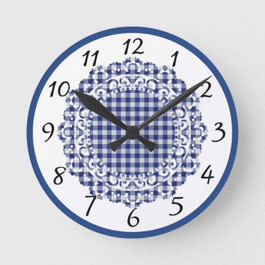 Retro Blue Gingham Runde Wanduhr (Vorderseite)
