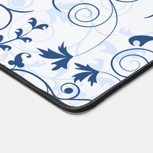 Retro Blue Leaf Swirl Muster Monogramm Schreibtischunterlage (Ecke)