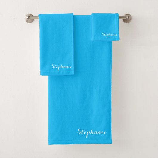 Retro Blue Name Modernes, einfaches Monogramm Badhandtuch Set (Insitu)