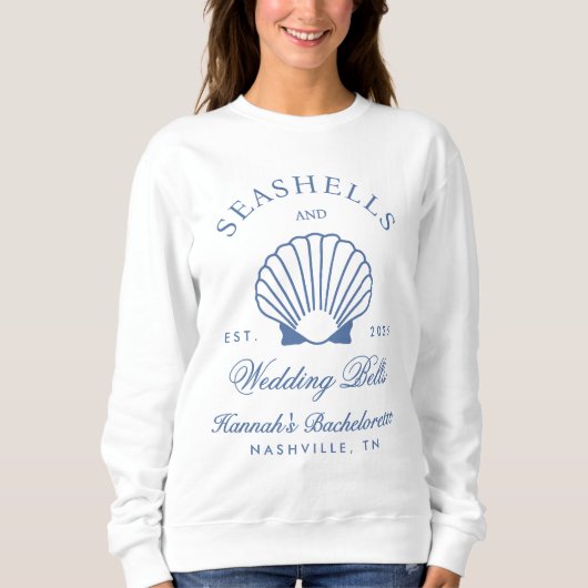 Retro Blue Seashells & Wedding Bells Bachelorette Sweatshirt (Vorderseite)
