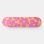 Retro-Blume #6 #floral #pattern #decor #art Skateboard (Horizontal)