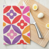 Retro-Blume auf dem Muster des Mittelzentrums Geschirrtuch (Viertel Falte)