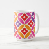 Retro-Blume auf dem Muster des Mittelzentrums Kaffeetasse (VorderseiteRechts)