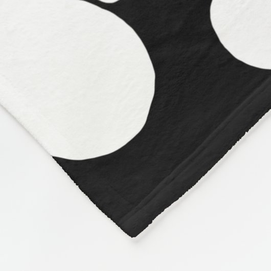 Retro Blume Muster in Weiß auf Schwarz Fleecedecke (Ecke)