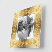 Retro Blumenrahmen. Ihr Foto. Quadratische Wanduhr (Winkel)