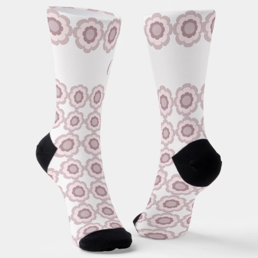Retro Blush Pink Blume Individuelle Name Socken (Gewinkelt)
