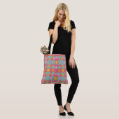 Retro-Blütenmosaik Tasche (Am Model)