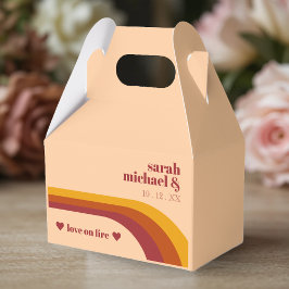 Retro-Bogenschießen-Liebe auf Feuerhochzeit Geschenkschachtel