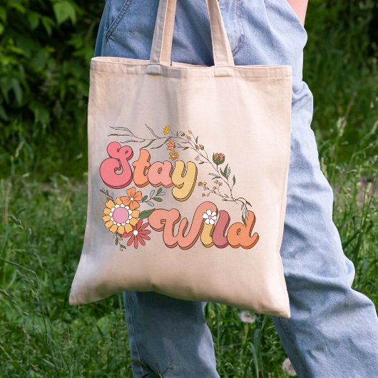 Retro Boho Bleibe Wild, Blumenästhetik Tragetasche