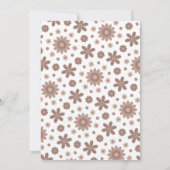 Retro Boho Brown Arch Daisy Floral Baby Shower Einladung (Rückseite)