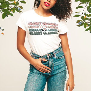 Retro Boho Groovy Oma Daisy Blumenwiederholungstex T-Shirt