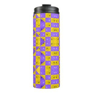 Retro Boho Lila und Gelbe Gänseblümchen-Schachbret Thermosbecher