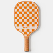 Retro Boho Orange Checkerboard Custom Name Pickleball Schläger (Vorderseite)