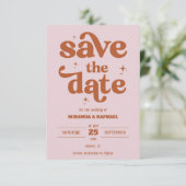 Retro Bold Rust & Pfirsich Foto-Hochzeit Save The Date (Stehend Vorderseite)