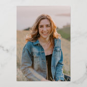 Retro Bold Typografy Graduation Party Gold Folieneinladung (Rückseite)