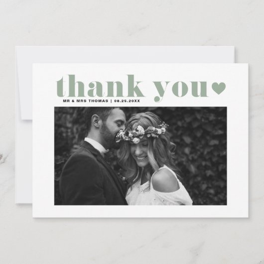 Retro Bold Typografy Sage Green Foto Wedding Dankeskarte (Vorderseite)