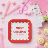 Retro Bold Wavy Red Fun Custom Frohe Weihnachten Pappteller (Party)