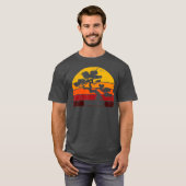 Retro Bonsai Tree Vintage Sunset Bonsai T-Shirt (Vorne ganz)