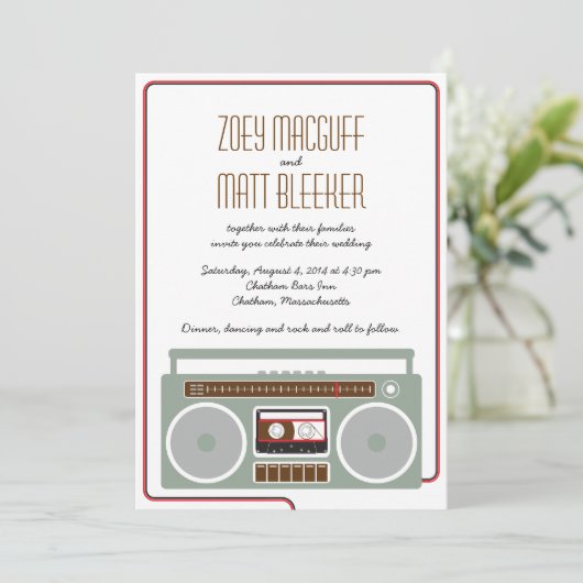 Retro Boombox Indie Mixtape Hochzeit rot / schwarz Einladung (Stehend Vorderseite)
