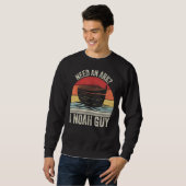 Retro braucht einen Ark I Noah Typ Christlich Pun Sweatshirt (Vorne ganz)