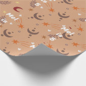 Retro Brown Boho Whimsical Personalisiert Geburtst Geschenkpapier (Ecke)