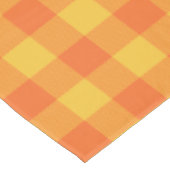 Retro Buffalo Kariert Tartan Muster Gelb Orange Tischdecke (Schrägansicht)