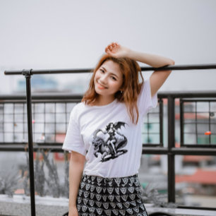 Retro Button-Up Dragon T-Shirt !