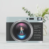 Retro Camera Selfie Geburtstagsparty Foto Einladung (Stehend Vorderseite)